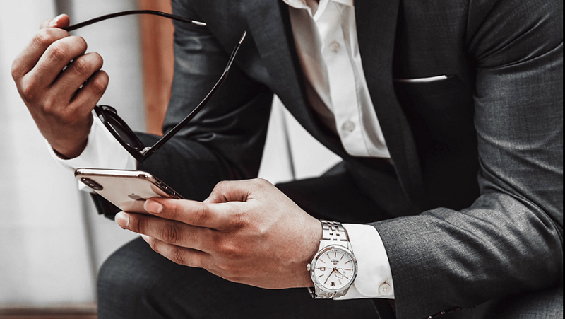 Đồng hồ bán chạy có khuyến mãi