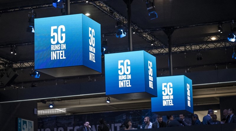 Apple đang đàm phán mua mảng modem 5G của Intel với giá 1 tỷ USD Apple đang đàm phán mua mảng modem 5G của Intel với giá 1 tỷ USD