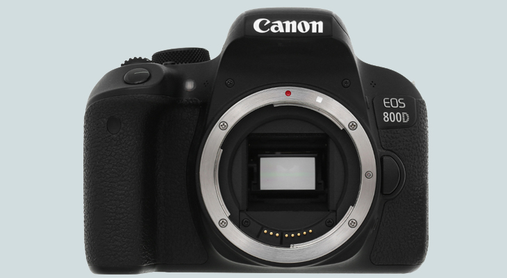 Máy ảnh bán chuyên của Canon được trang bị cảm biến APS-C