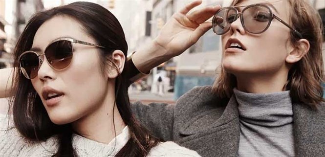 Mắt kính Coach là của nước nào, được sản xuất ở đâu?