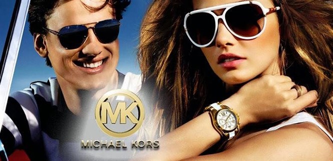 Mắt kính Michael Kors là của nước nào, được sản xuất ở đâu?