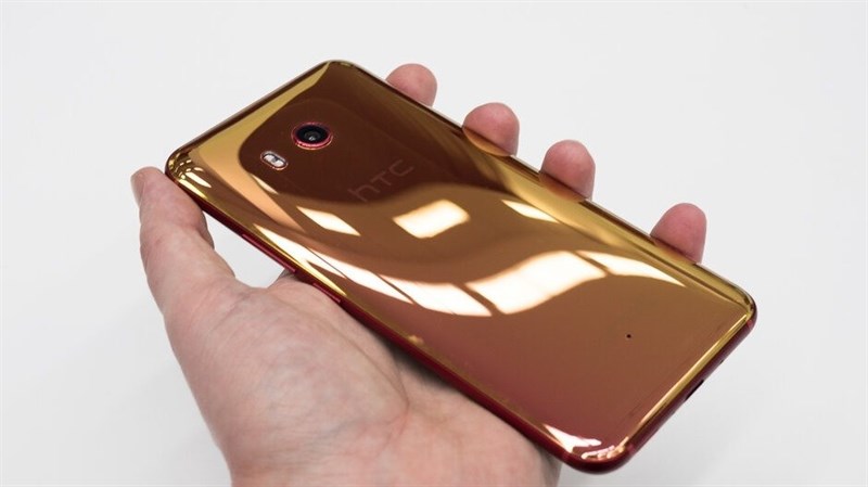 Tranh chấp bằng sáng chế buộc HTC phải ngừng bán smartphone tại Anh Tranh chấp bằng sáng chế buộc HTC phải ngừng bán smartphone tại Anh