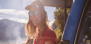 Tròng kính có bao nhiêu loại? Nên mua loại nào?