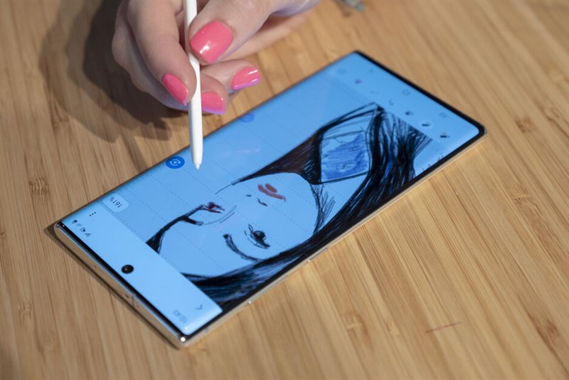 So sánh Galaxy Note 10 và Galaxy S10+: Sự khác biệt và những tính năng mới