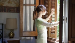 Cách đánh bay mùi ẩm mốc trong phòng ngủ chỉ sau vài bước thực hiện