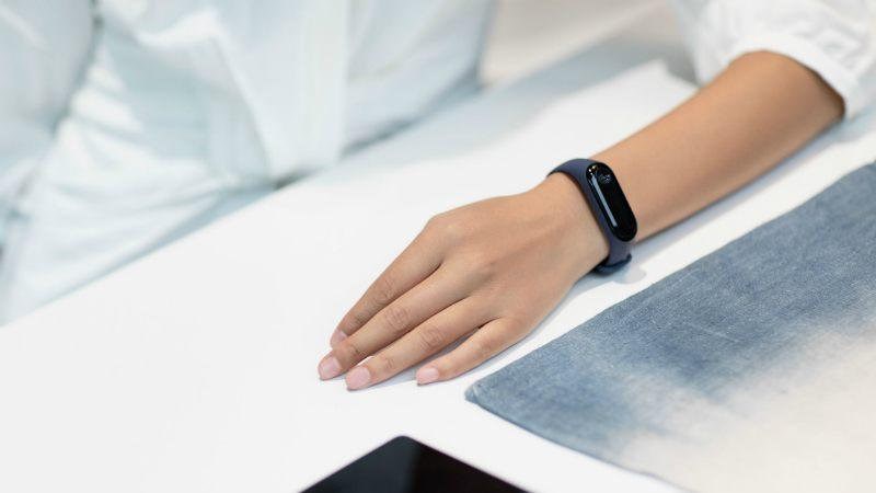 Mi Band 3 giảm giá 200.000 đồng Mi Band 3 giảm giá 200.000 đồng