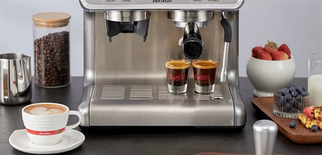 Nên mua máy pha cà phê tự động hay bán tự động? Loại nào phù hợp?