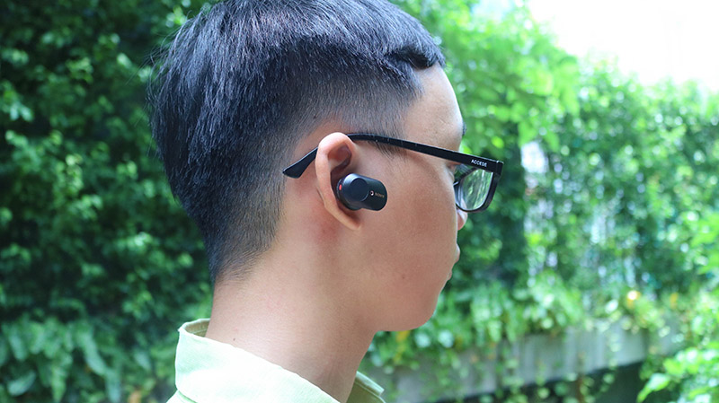 Mang tai nghe trên tai