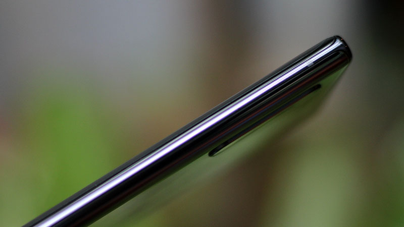 Trên tay Galaxy Note 10+ màu đen truyền thống Trên tay Galaxy Note 10+ màu đen truyền thống