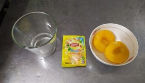 Làm trà đào chỉ trong 3 phút, giải khát nhanh chóng với gói trà Lipton