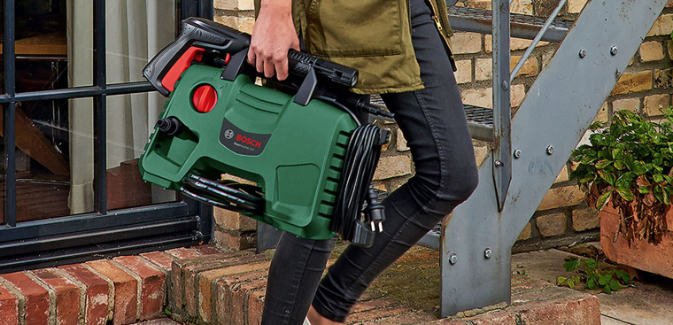 Vì sao nên mua máy rửa xe của Bosch? > Thiết kế nhỏ gọn, dễ di chuyển