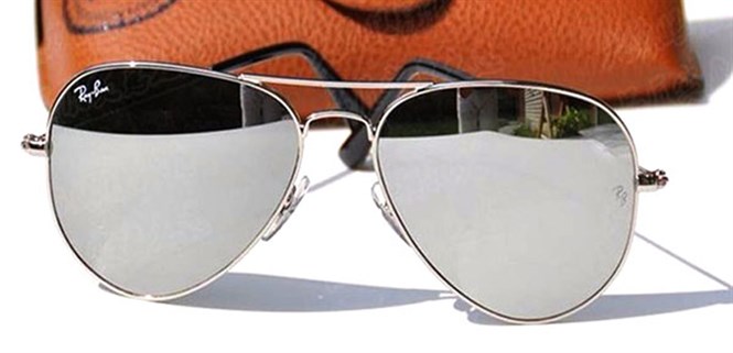 Mắt kính tráng gương là gì? Vì sao nên chọn mắt kính tráng gương