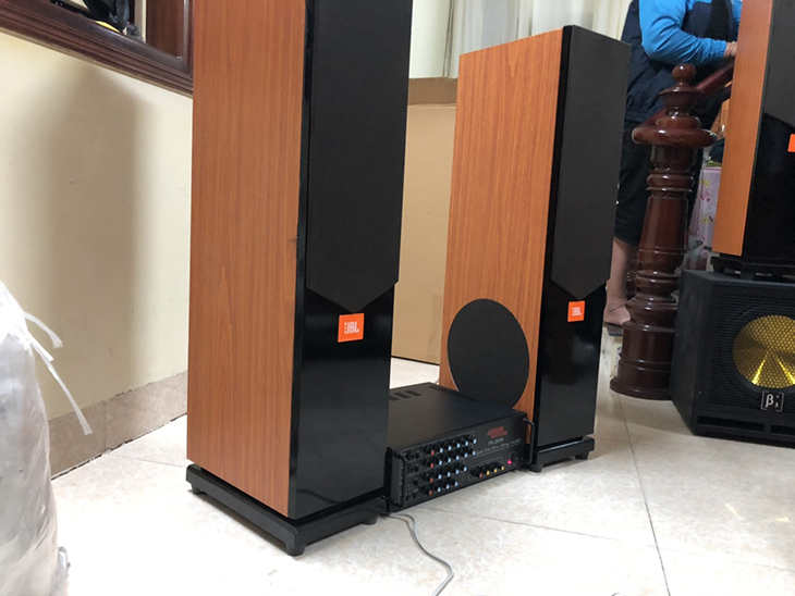 loa karaoke JBL cho gia đình