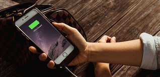 iPhone khi sạc pin đầy có tự ngắt được không?