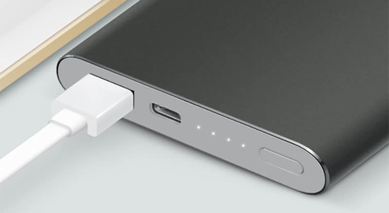 1. Một chiếc điện thoại thông minh cần một sạc dự phòng thông minh