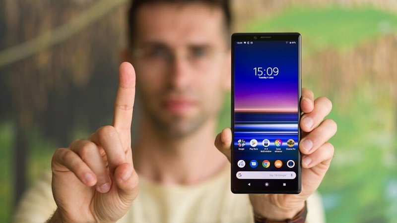 Sony sẽ ra mắt một smartphone “vừa vặn trong tầm tay bạn” Sony sẽ ra mắt một smartphone “vừa vặn trong tầm tay bạn”