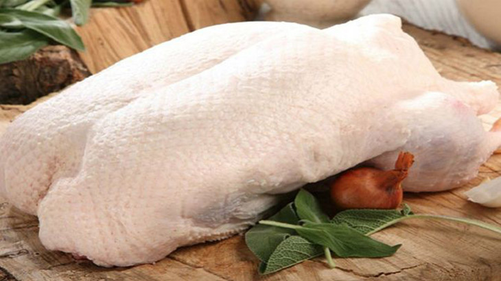 Bước 1 Sơ chế nguyên liệu Thịt ngan luộc