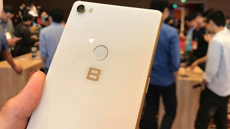 Bphone 4, Bphone 4 Lite, Bphone 4 Pro lộ cấu hình và ảnh concept