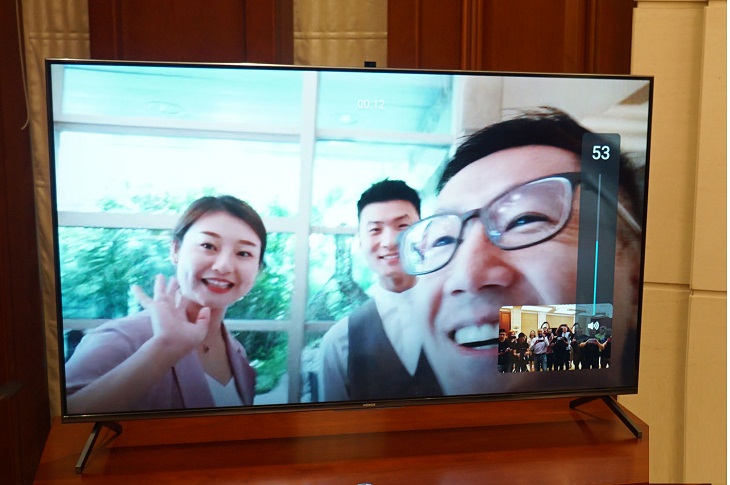 Đánh giá nhanh tivi Honor Vision của Huawei: Đối thủ mới của Android tivi? > Tính năng gọi video