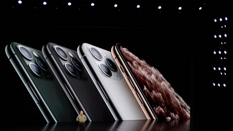 Apple Apple