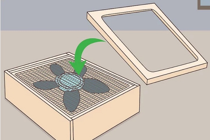 3 cách tự chế tạo máy lọc không khí cực đơn giản tại nhà > Tạo đường viền cố định quạt
