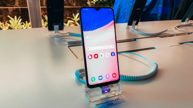 Samsung Galaxy A30s mở bán