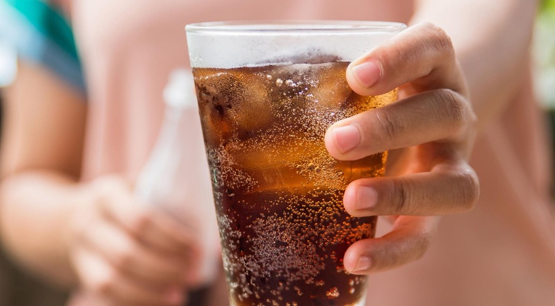 Tác hại khi uống coca thường xuyên, không phải ai cũng biết