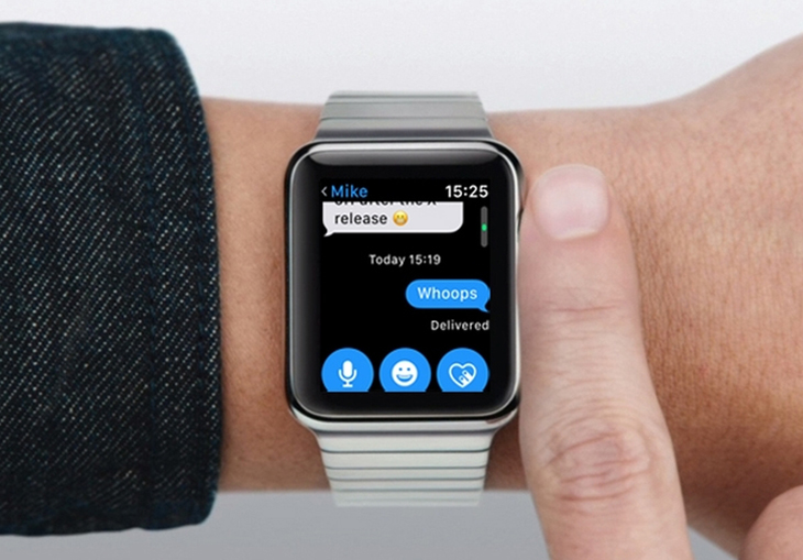 8 lí do bạn nên sở hữu ngay một chiếc smartwatch > Trả lời tin nhắn trên smartwatch