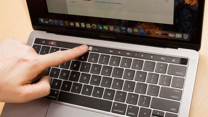 Tất cả đều có Touch Bar Tất cả đều có Touch Bar