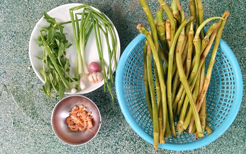 Canh bồng khoai nấu tôm khô đậm đà thơm ngon Canh bồng khoai nấu tôm khô đậm đà thơm ngon