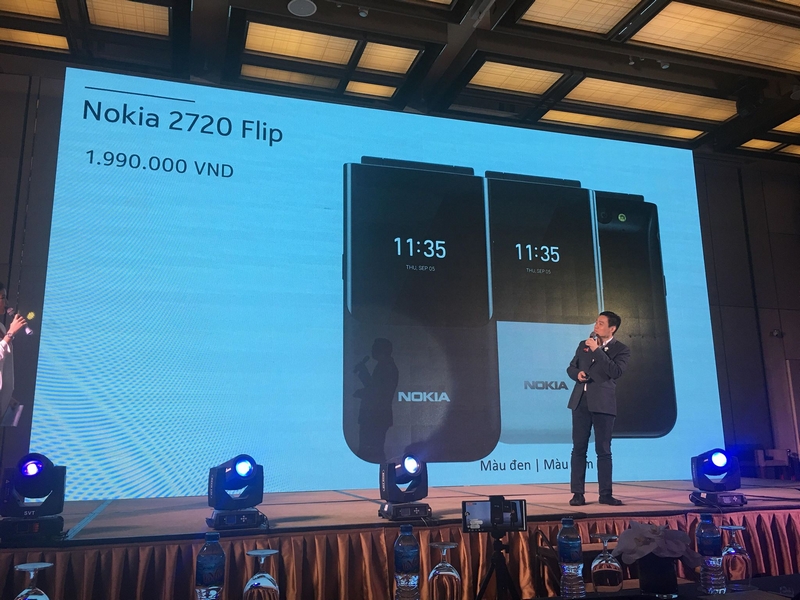 Nokia 2720 Flip