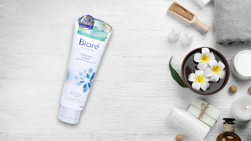 Sữa rửa mặt Bioré Skin Care Facial Foam Pure White
