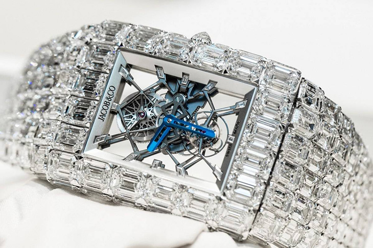 Đồng hồ kim cương là gì? Có bao nhiêu loại