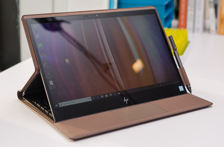 HP Spectre Folio mang thiết kế da sang trọng