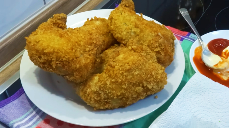 Món gà chiên kiểu KFC