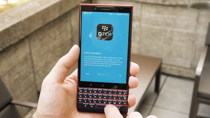 Khuyến mãi BlackBerry tháng 12 Khuyến mãi BlackBerry tháng 12