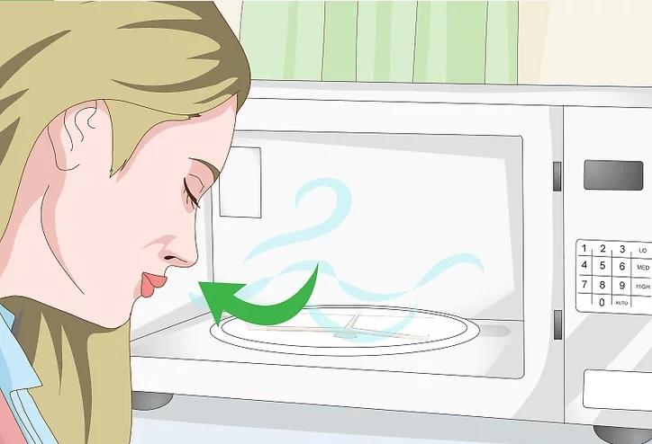 9 lưu ý để vệ sinh lò vi sóng đúng cách, đủ bước, sạch sẽ > Mở cửa lò sau khi sử dụng để loại bỏ mùi thực phẩm