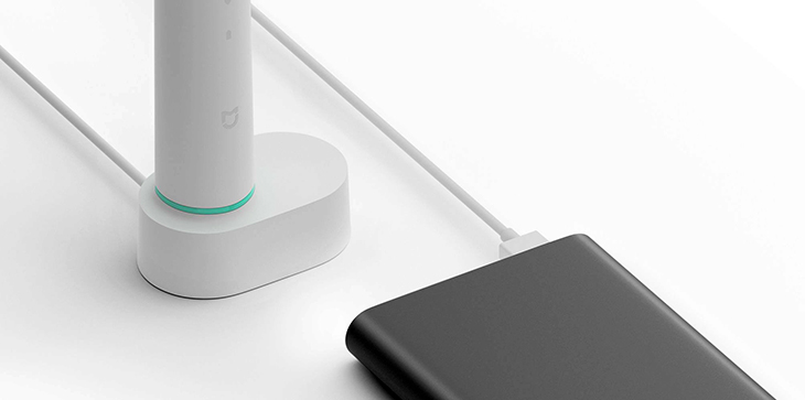 Trên tay bàn chải đánh răng điện Mi Electric Toothbrush của Xiaomi > Một lần sạc kéo dài đáng kinh ngạc 18 ngày