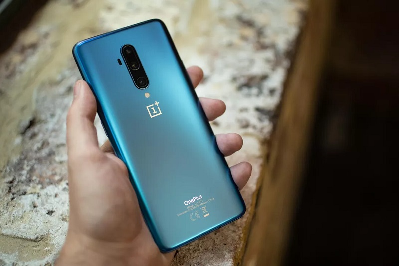 OnePlus 7T Pro có hệ thống 3 camera xếp theo chiều dọc