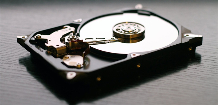 Ổ cứng HDD là gì? Có bao nhiêu loại, có nên mua không?