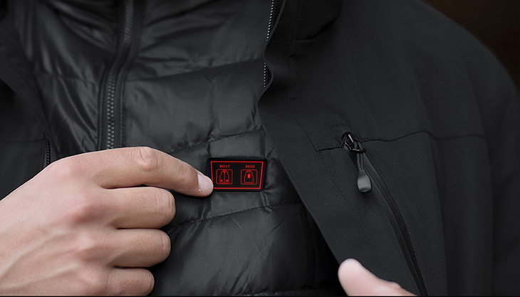 Xiaomi ra mắt áo khoác giữ nhiệt 3 trong 1, có sạc dự phòng, giá 2.1 triệu > Bảng hiển thị nhiệt độ trên áo
