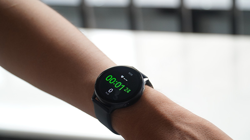 Đánh giá chi tiết đồng hồ Galaxy Active 2: Đáng để mua hay chỉ nên ngắm? - ảnh 3 Đánh giá chi tiết đồng hồ Galaxy Active 2: Đáng để mua hay chỉ nên ngắm? - ảnh 3