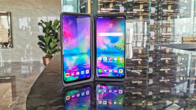 LG G8X ThinQ với phụ kiện màn hình kép sẽ cho đặt hàng trước từ 25/10, giá từ 16.2 triệu đồng