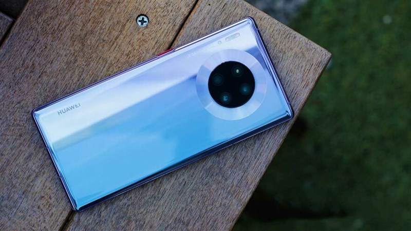 Huawei bán smartphone đắt khách thế này đây mà nhiều người cứ nghĩ bị 'ế hàng' - ảnh 3 Huawei bán smartphone đắt khách thế này đây mà nhiều người cứ nghĩ bị 'ế hàng' - ảnh 3