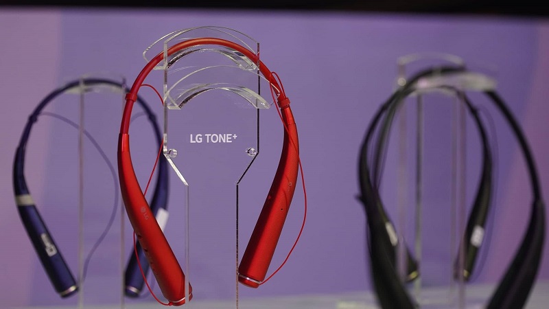 LG giới thiệu dòng tai nghe Bluetooth LG Tone 2019, pin 16 tiếng, giá chỉ từ 900 nghìn đồng LG giới thiệu dòng tai nghe Bluetooth LG Tone 2019, pin 16 tiếng, giá chỉ từ 900 nghìn đồng