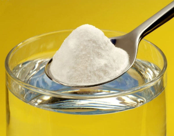 baking soda và nước