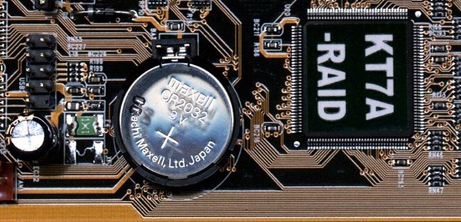 Pin Cmos trên laptop là gì? Có tác dụng gì? Cách thay pin cmos đơn giản