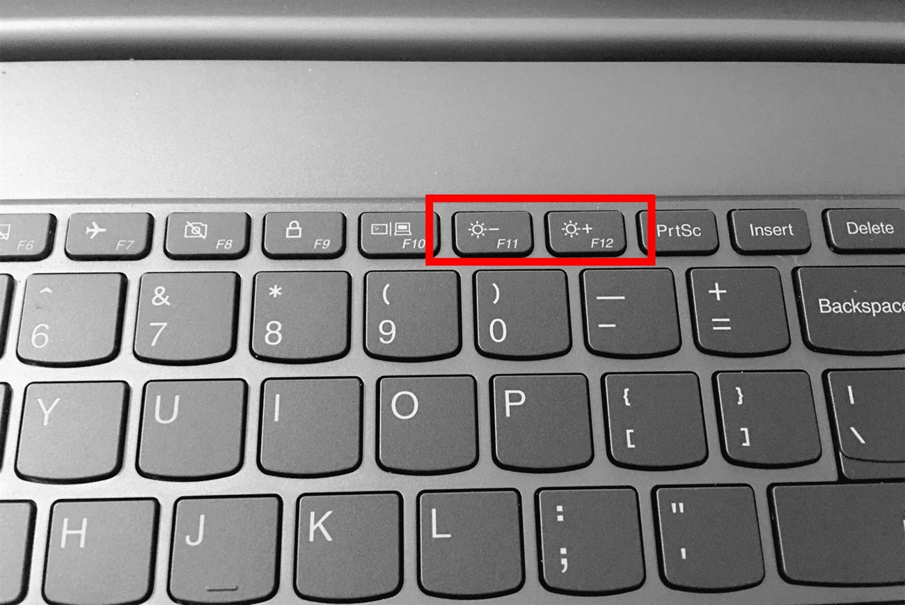 5 ways to increase or decrease the screen brightness of Windows 10 computers and laptops