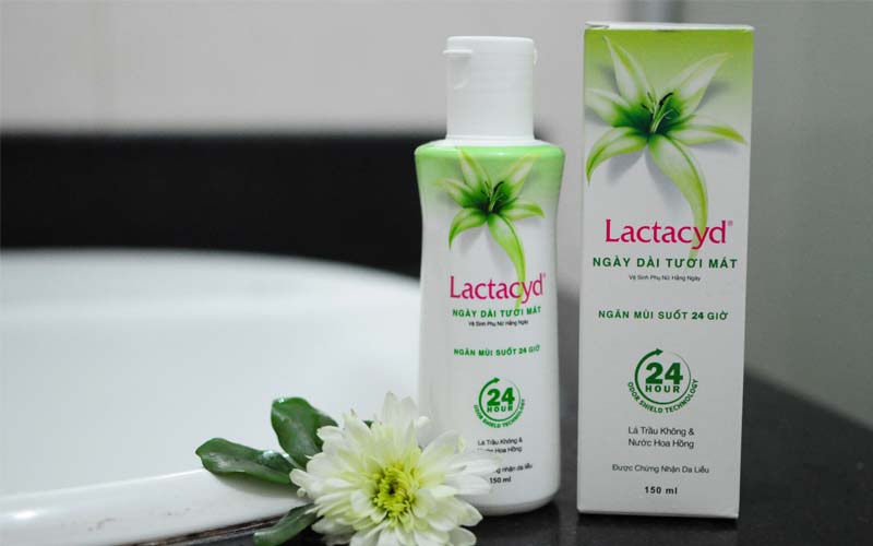 Dung dịch vệ sinh Lactacyd Odor Fresh