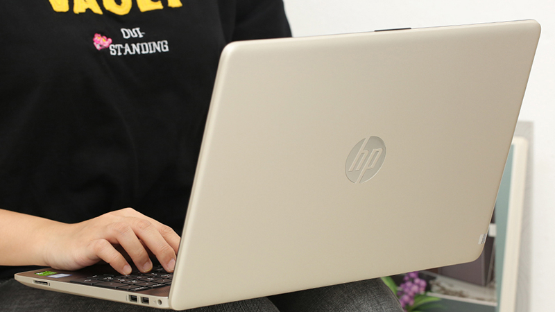 Laptop HP 15s du0040TX i7 8565U